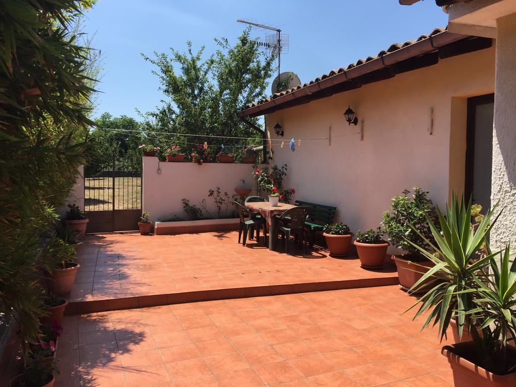 The Bamboo House Villa Santa Venerina Exterior photo